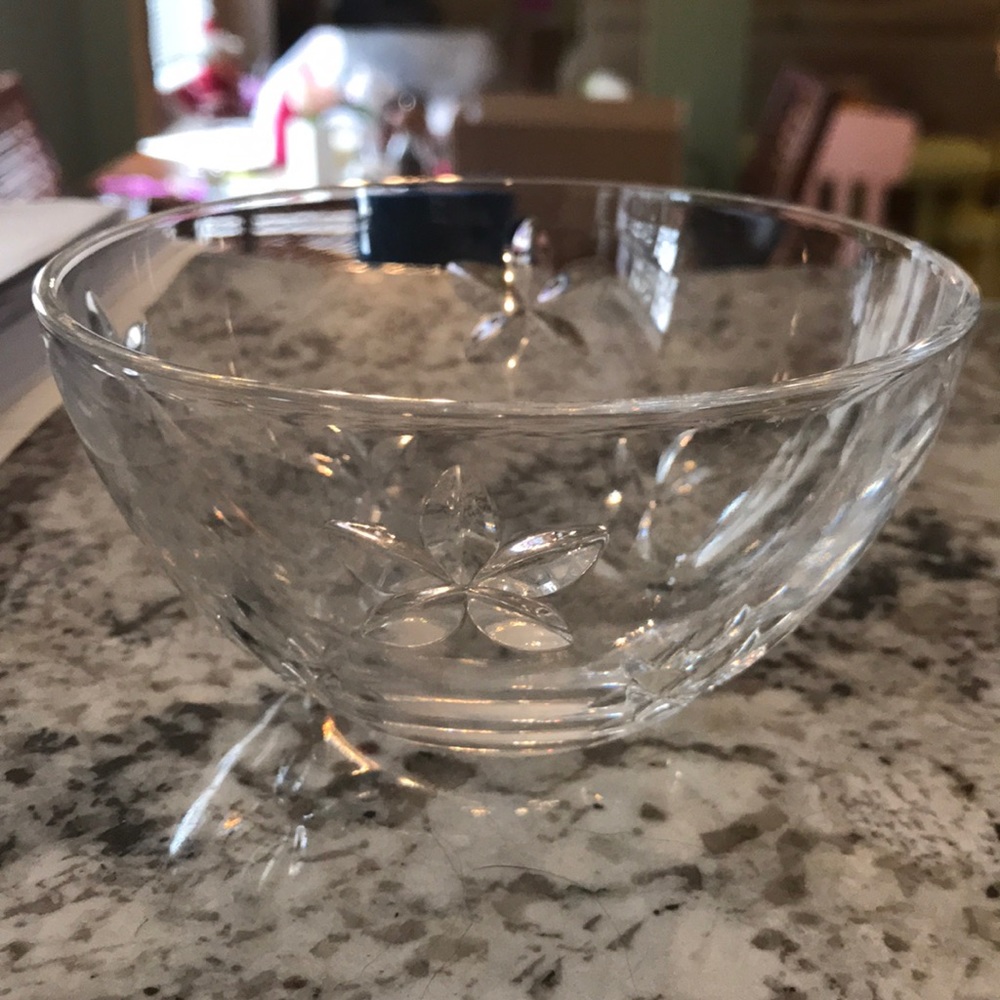 Small glass Tiffany bowl